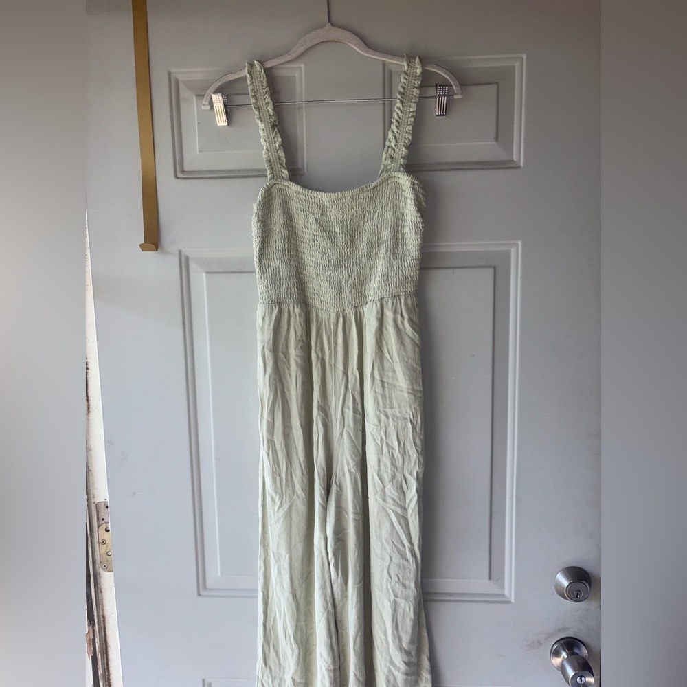 Wilfred Aritzia sage green Chianti smocked jumpsuit size S